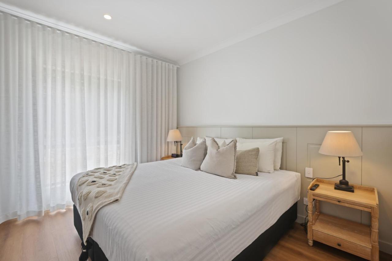 Hotel Clare Country Club Extérieur photo