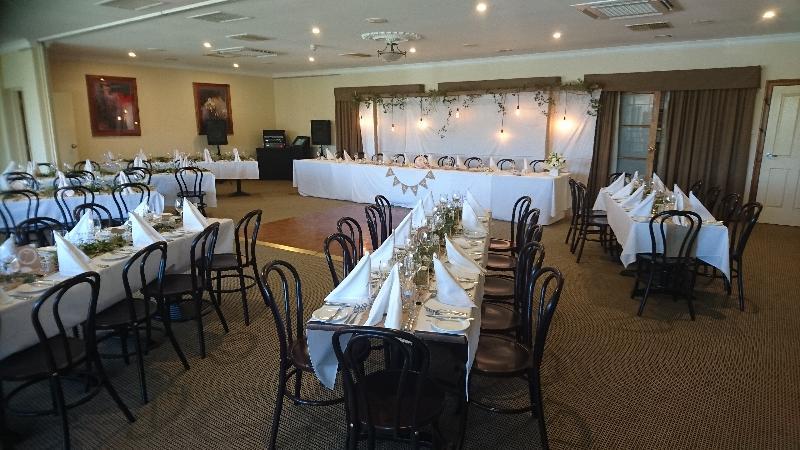 Hotel Clare Country Club Extérieur photo